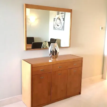 Los Flamingos Apartment *